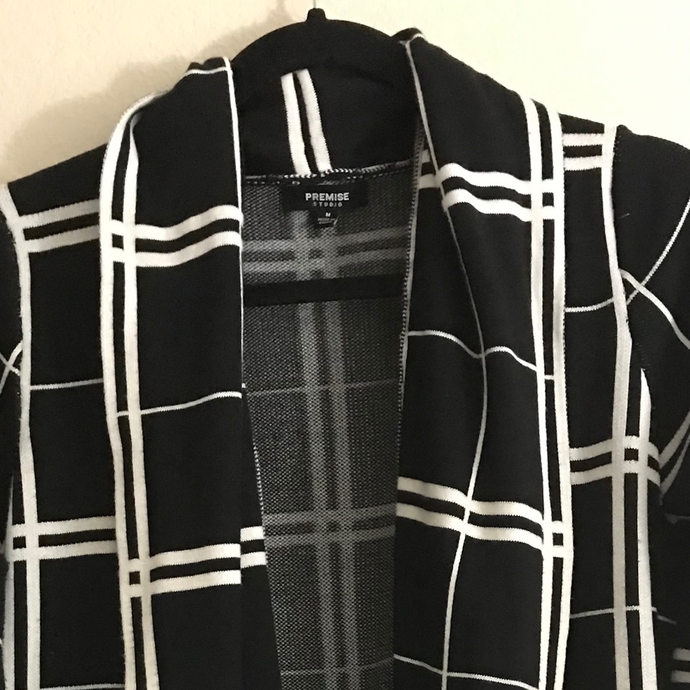 Premise  long sweater blazer